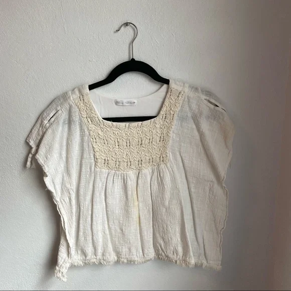 Zara White Top with Crochet like front part - Picture 5 of 9